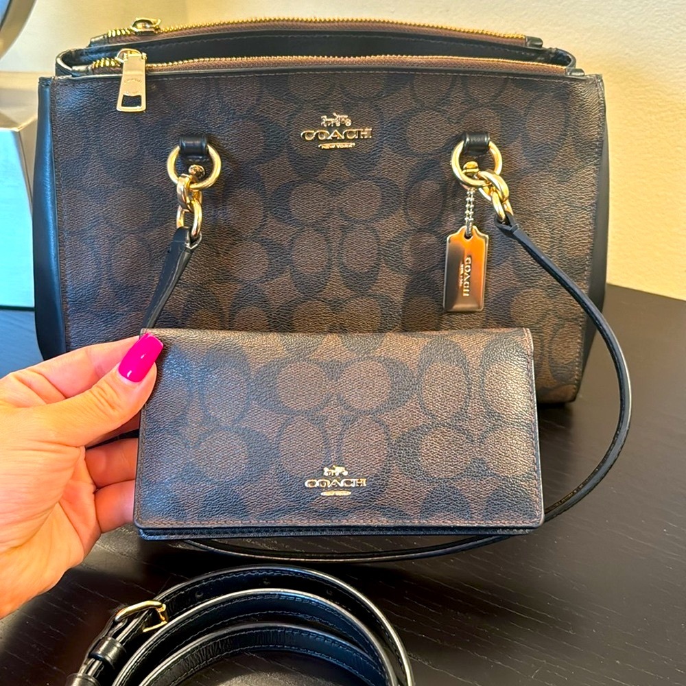 coach bag signature leather canvas  carryall wallet leather set